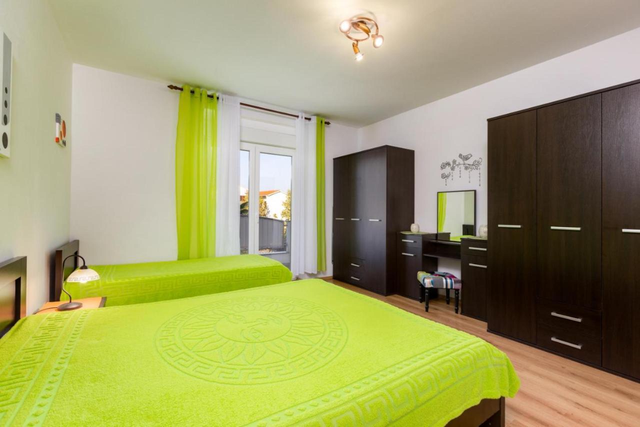 Apartman Volaric Appartement Krk Town Buitenkant foto